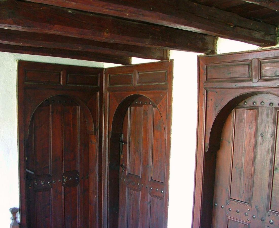 The Tinkov House In Ловеч Экстерьер фото